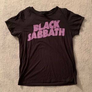 Men’s Black Sabbath large T-shirt